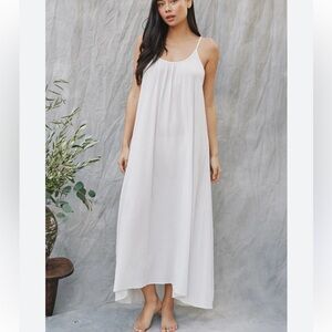 9 Seed White Low-Back Maxi Dress